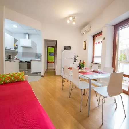 Holiday home Da Paolo Al Vaticano Rome